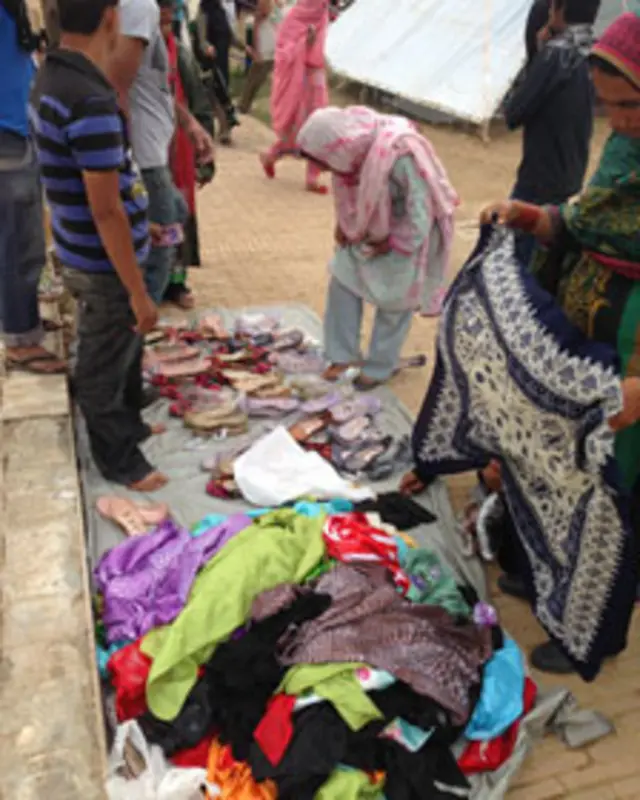 کون سوچ سکتا تھا کہ شاہراہِ دستور پر خرید و فروخت ہو رہی ہو گی؟