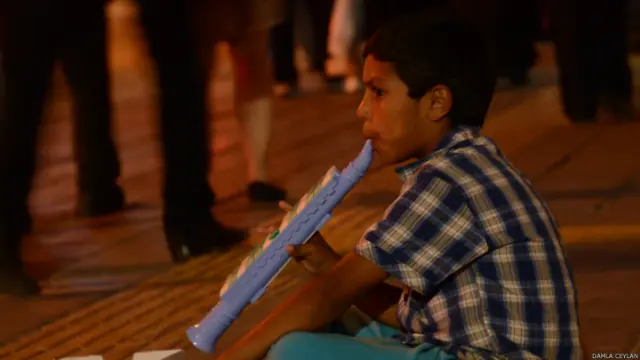 Damla Ceylan: Ankara-Kızılay'da çektim. Keşke bütün gürültüler bu kadar tatlı olsa diye.