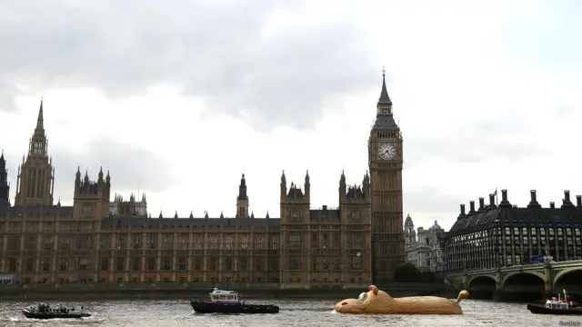 Hipopotamus karya Florentjin Hofman 