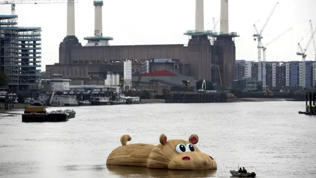 Hipopotamus karya Florentjin Hofman 