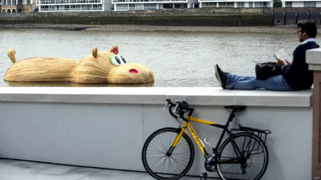 Hipopotamus karya Florentjin Hofman 