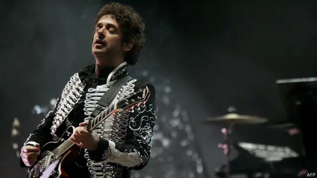 Gustavo Cerati, lidr de Soda Stereo