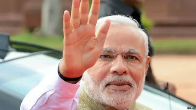 नरेंद्र मोदी