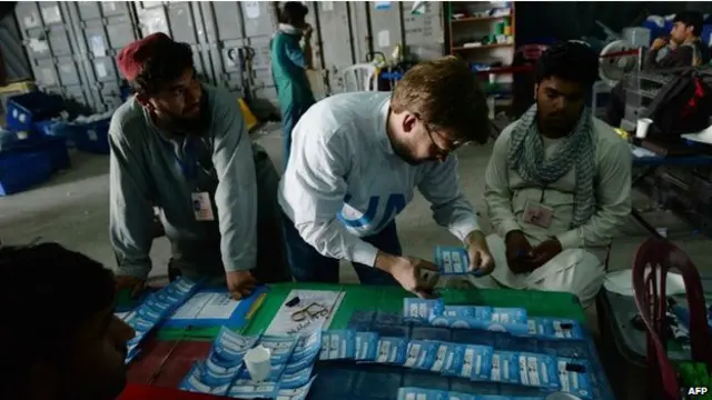  افغان صدارتی انتخابات کے دونوں امیدوار ایک دوسرے پر دھاندلی کا الزام عائد کرتے رہے ہیں