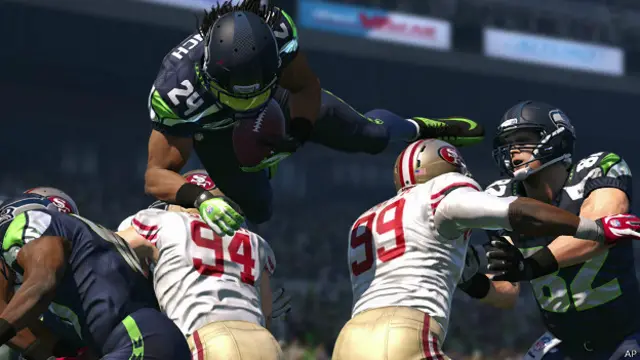 Los aficionados no sólo podrán utilizar su consola XBox One para jugar el "Madden 15" que vemos en la imagen, sino para interactuar durante los partidos.