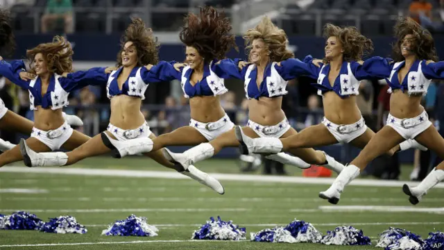 Las porristas de los Vaqueros de Dallas no han podido celebrar un título desde 1995.