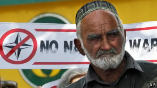 Противник НАТО в Тбилиси