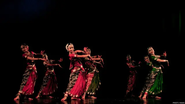 परंपरा डांस फ़ेस्टिवल