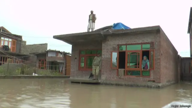 कश्मीर बाढ़