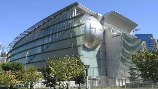 په توکیو کې ګڼ هنري، سپورتي او تفریحي جشنونه لمانځل کېږي.