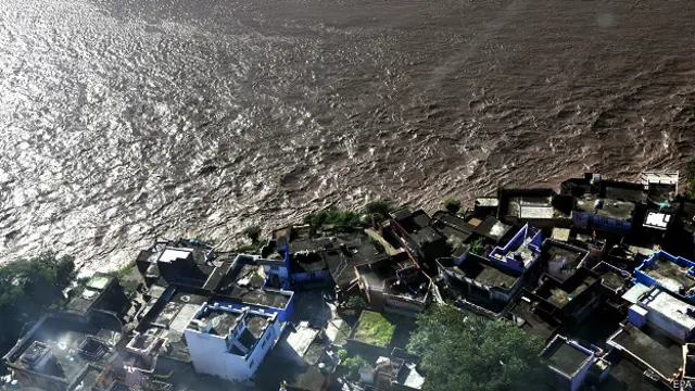 कश्मीर बाढ़