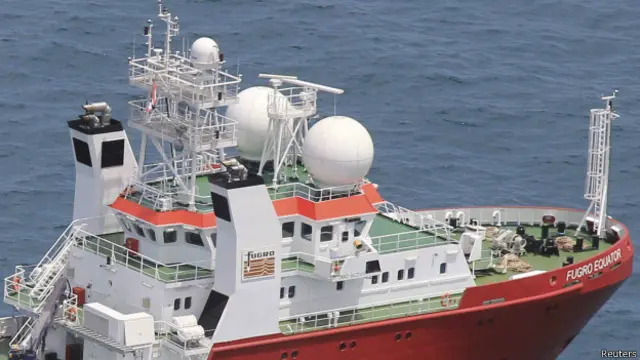 Поисковое судно