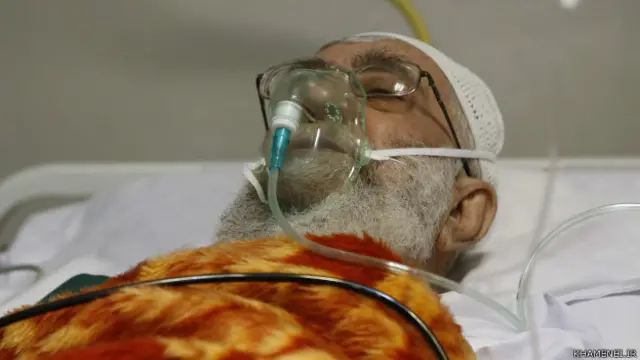 پزشک رهبر ایران گفته او برای عمل جراحی پروستات بی‌هوش نشده و تنها موضعی بی‌حس شده است