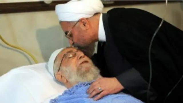 لوگ میری صحت کے لیے دعا کریں: آپریشن سے پہلے آیت اللہ خامنہ ای کی لوگوں سے اپیل