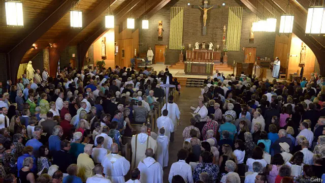 Поминальная служба по Джеймсу Фоули в католическом храме Рочестера, штат Нью-Гемпшир