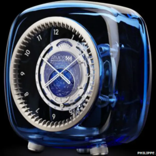 Marc Newson merancang jam ini untuk Jaeger Le-Coultre pada 2010.