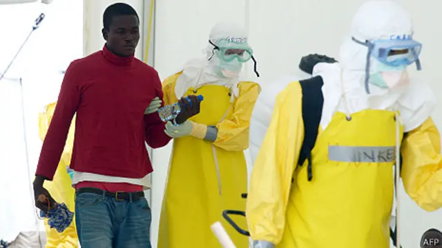 WHO说，埃博拉在利比里亚迅速蔓延，预计未来三周将有数千人感染这一致命性极高的传染病。