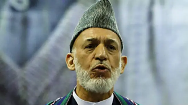 وړاندې هم ولسمشر حامد کرزي پر وخت د واک د لېږد ټینګار کړی و.