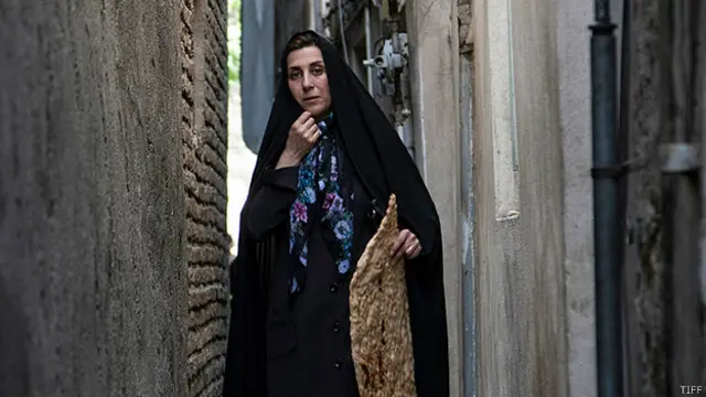 فاطمه معتمد آریا در قصهها