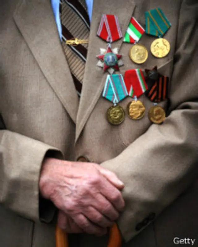 Болгарский ветеран Второй мировой войны с советскими наградами