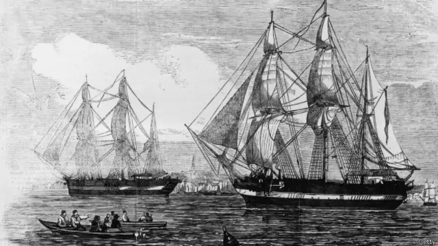 ஃப்ராங்க்ளின் கடல் பயணத்தில் எச்எம்எஸ் ஈர்பஸ், எச்எம்எஸ் டெரர் என இரண்டு கப்பல்கள் ஈடுபடுத்தப்பட்டன.