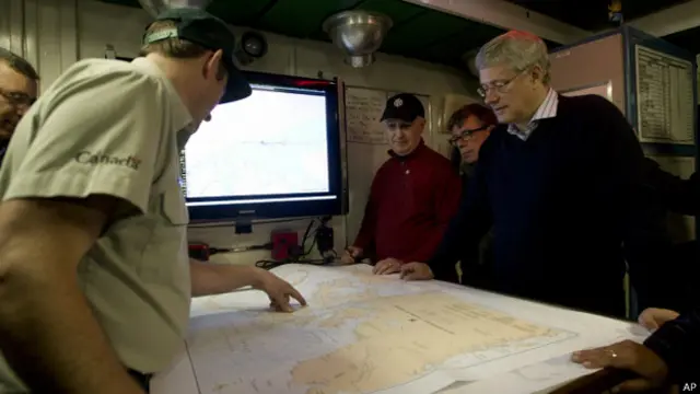 investigadores canadienses que buscan los barcos de Sir John Flanklin