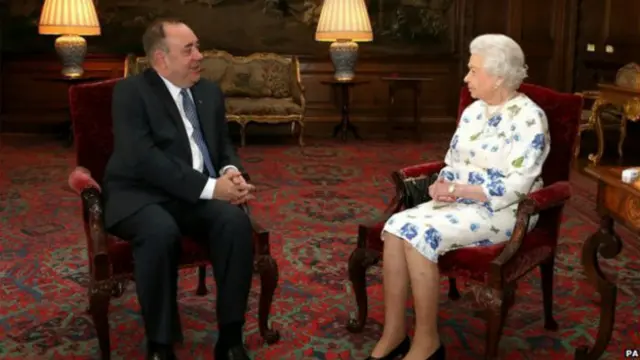 女王曾在7月接见苏格兰首席部长萨蒙德。