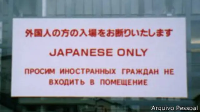 Placa: "Somente japoneses" / Crédito: Arquivo Pessoal