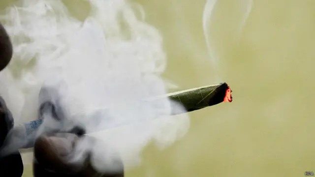 Дым самокрутки
