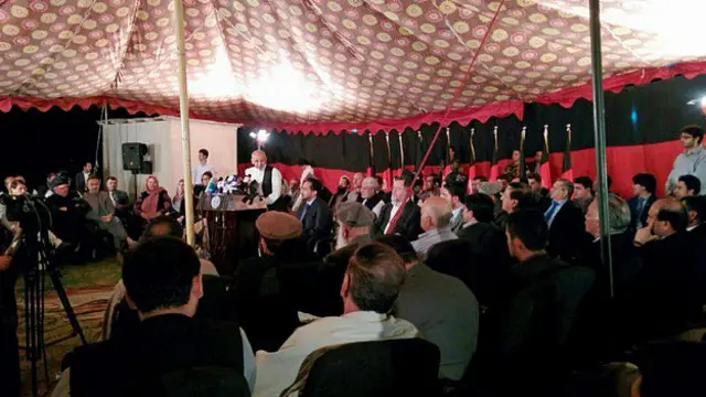 آقای غنی گفت که مذاکرات را با تیم رقیب ادامه می‌دهد 