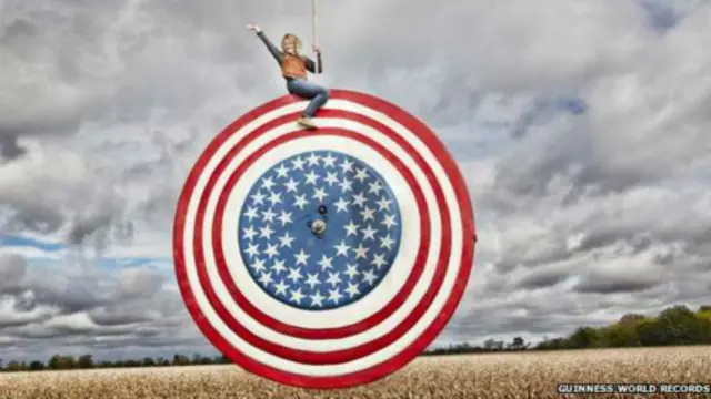 Yoyo raksasa ini berfungsi normal, tapi siapa yang bisa memainkannya?