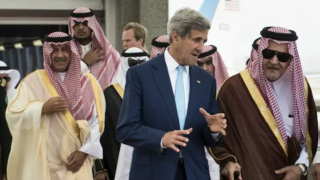 من بين الدول العربية العشر المنضمة للتحالف المملكة العربية السعودية ودول الخليج. 