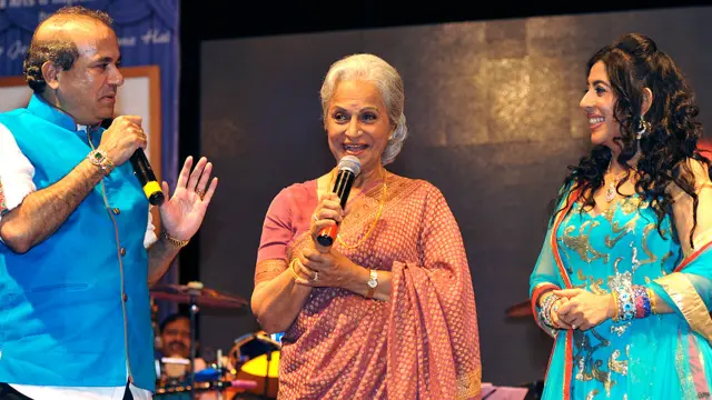  गायक सुरेश वाडेकर, अभिनेत्री वहीदा रहमान और गायिका संजीवनी