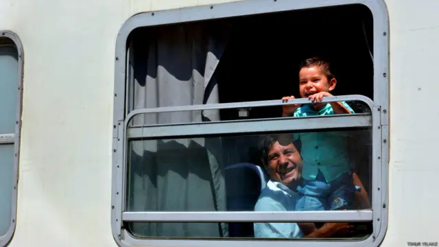 Timur Yılmaz: Samsun'dan Sivas'a giden trenin Amasya istasyonunda objektifime takılan bir pencere karesi.
