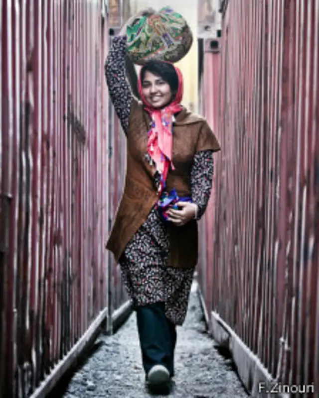 حسیبا ابراهیمی بازیگر نقش مرکزی