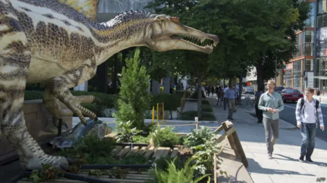 Réplica del Spinsaurus