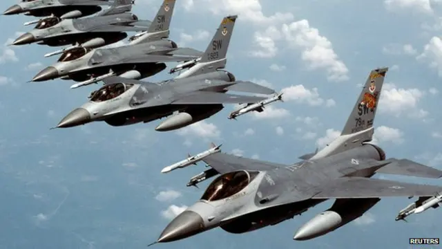 Aviões militares dos Estados Unidos / Crédito: Reuters