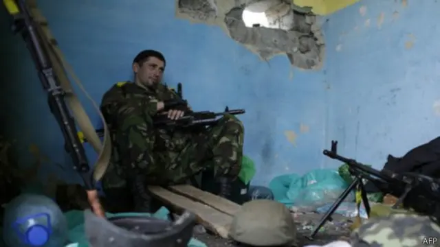 په وسله والو نښتو کې نژدې درې زره کسان وژل شوي