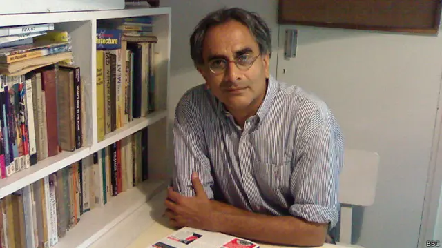 गौतम भाटिया