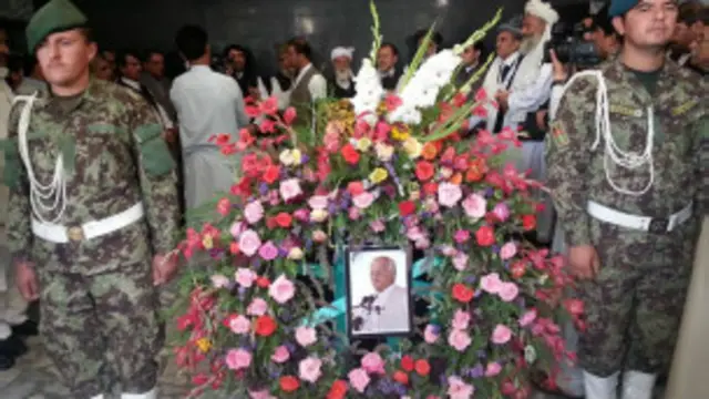 ملک امان الله کاسي د ۷۶ کالو په عمر په کابل کې ومړ.