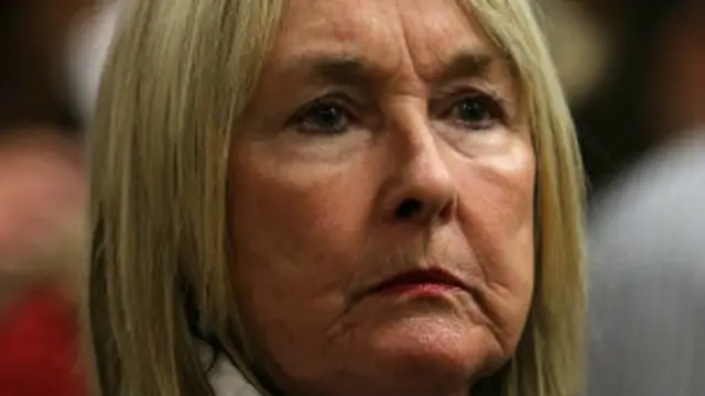 جون سوف تنشر كتابا قريبا بعنوان "قصة أُم".