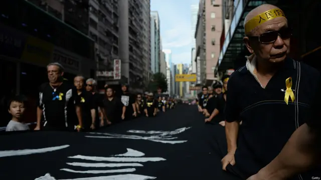 हांगकांग में मताधिकार के लिए प्रदर्शन