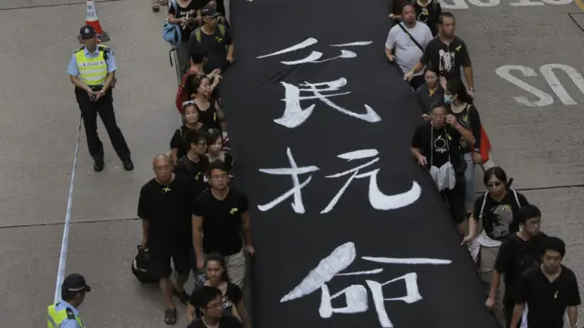 हांगकांग में मताधिकार के लिए प्रदर्शन