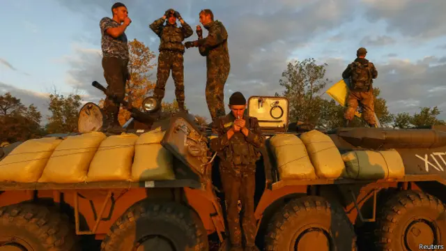 Украинские десантники в Дебальцеве 13 сентября 2014 года