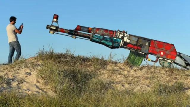 कुरुकमबीन ऑस्ट्रेलिया के गोल्ड कोस्ट इलाक़े में पड़ता है. प्रांतीय राजधानी ब्रिसबेन से ये शहर दक्षिण में 98 किलोमीटर दूर है.