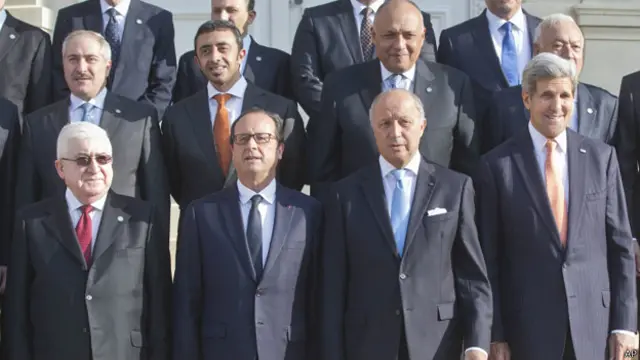 líderes diplomáticos en París