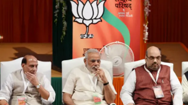 بی جے پی کو ضمنی انتخابات میں شکست کے بعد لو جہاد جیسے معاملے ترک کر کے ترقی اور خوشحالی پر توجہ دینے کو کہا جا رہا ہے