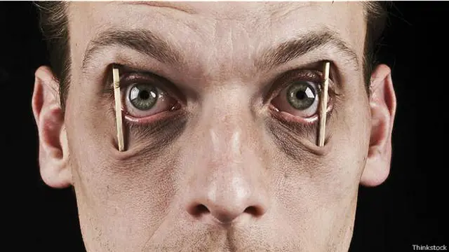 Глаза на распорках из спичек