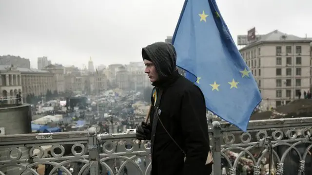 گزشتہ سال کیف میں ہونے والے مظاہروں کے بعد یوکرین کی گزشتہ حکومت کو مستعفیٰ ہونا پڑا