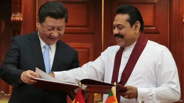 去年9月習近平訪問斯里蘭卡時，當時的政府批准了中資港口城項目，但現在被新政府叫停。